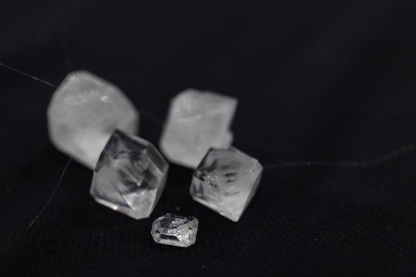 Crystals R 2 0131 001 Vagnarelli