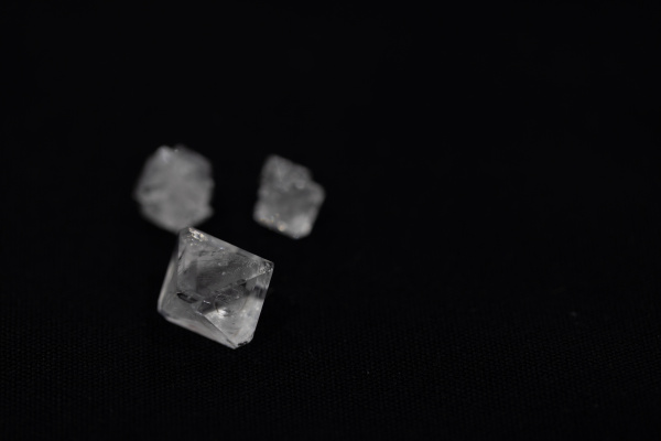 Crystals 3 4 0649 001 Tantiongco